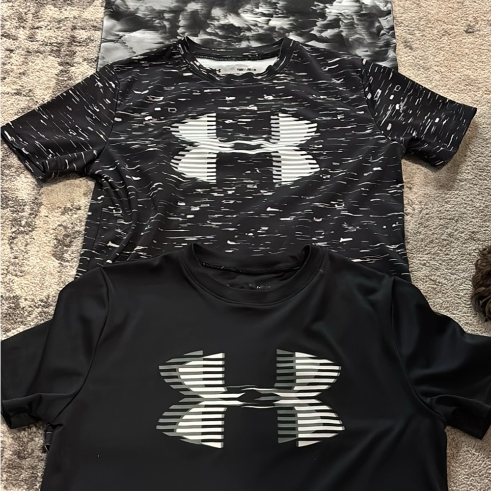 Under Armour Boys T-Shirts Bundle Youth Medium